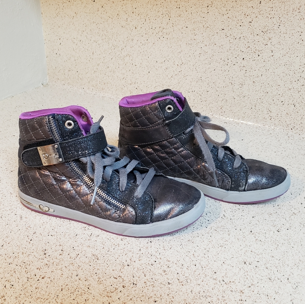Skechers Shoutouts, High Tops, Purple and Black, US 2.5